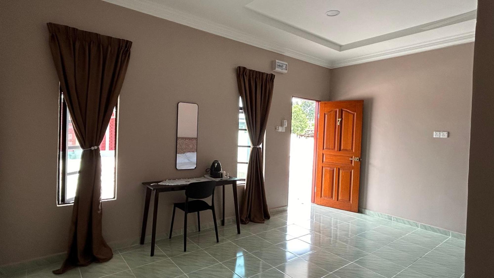 Sasuka Chalet Pantai Pandak Kuala Terengganu Eksteriør billede