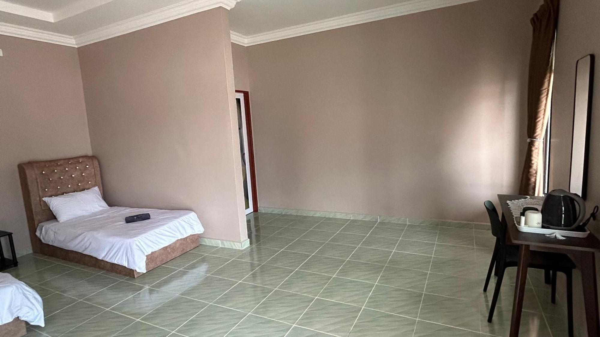 Sasuka Chalet Pantai Pandak Kuala Terengganu Eksteriør billede